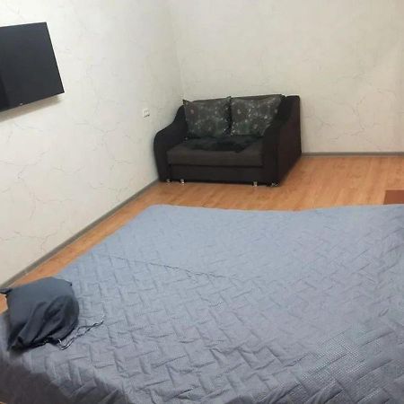 شقة Ауэзова بتروبافلوفسك المظهر الخارجي الصورة